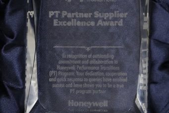 Honeywell颁发的PT项目卓越合作伙伴供应商奖